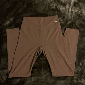 Whitney Simmons gymshark V3